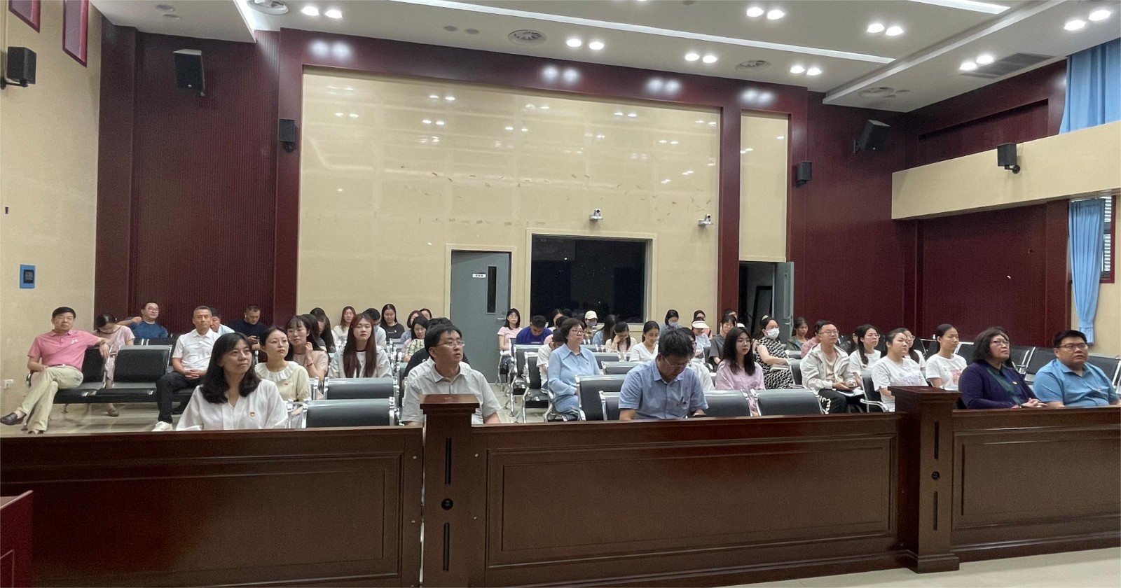 1717729593983063545.jpg 1717729593983063545.jpg